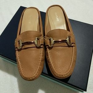 Shoes leather flats